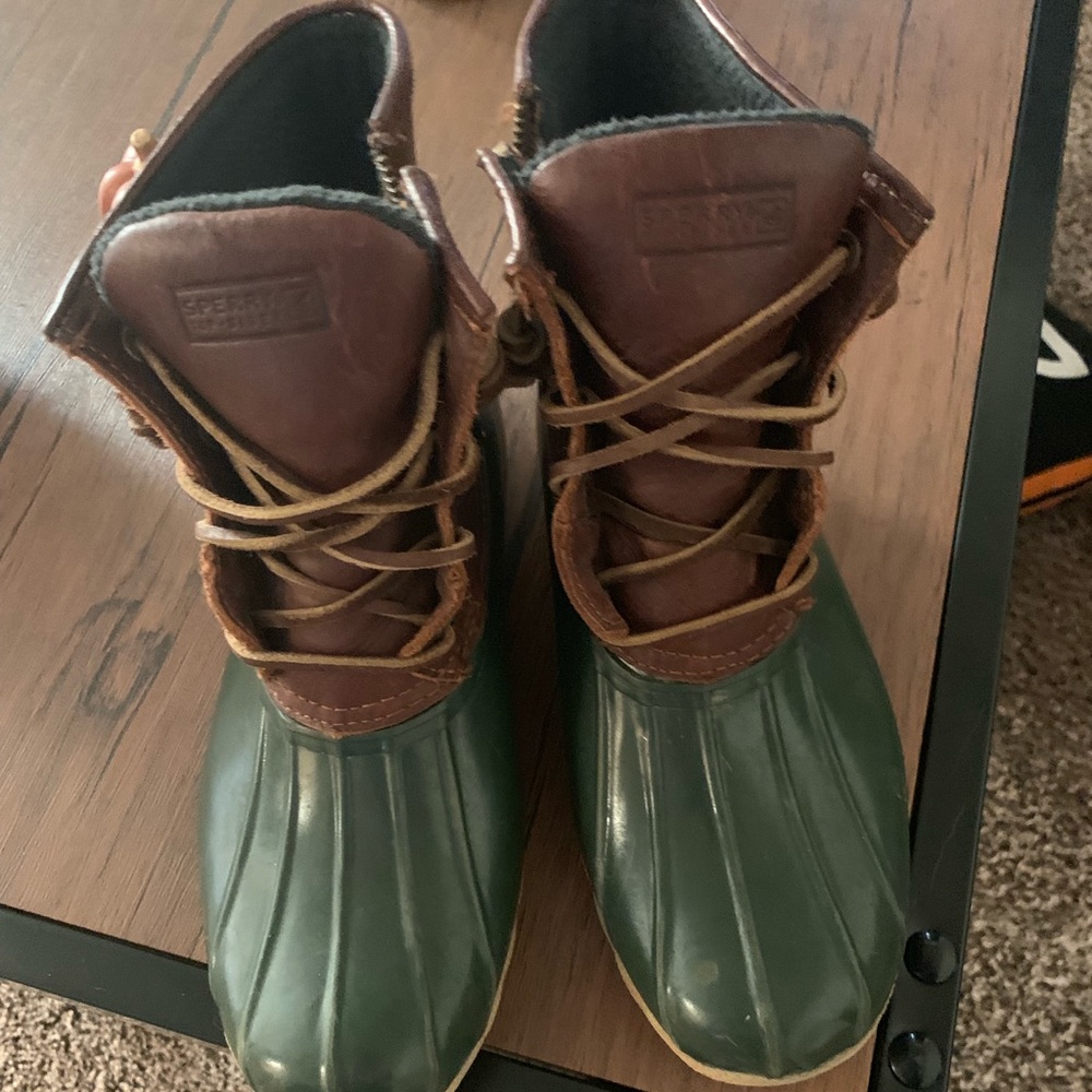 Sperry duck boots